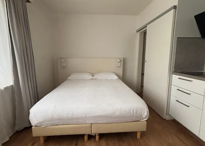 Lägenhetshotell Aramis 3*